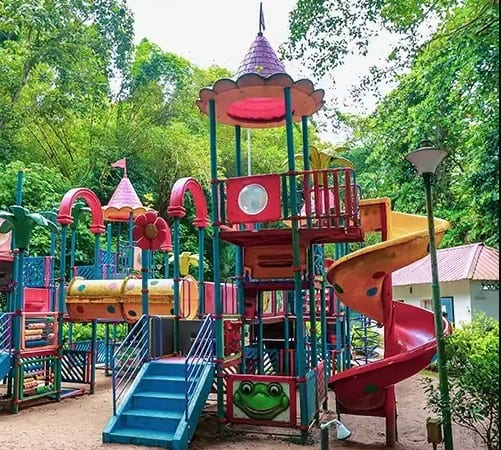 Akkulam Tourist Village
