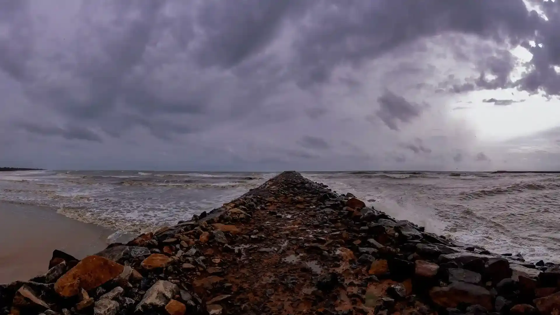 Azhithala Beach, Nileshwaram