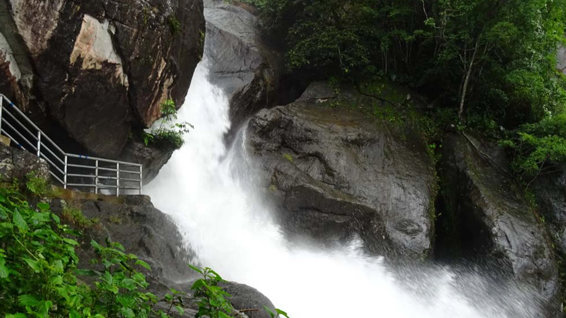 Banasura Meenmutty Waterfalls