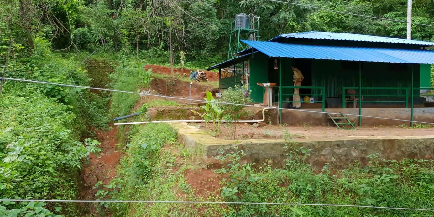 Idimuzhanganpara Camping (2 persons) at Shendurney
