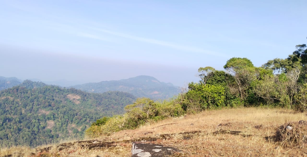 Trekking to Kannadipara at Kainagiri - Photo 2