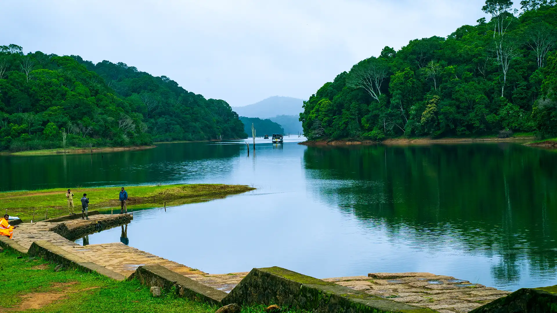 Periyar Wildlife Sanctuary (Thekkady)